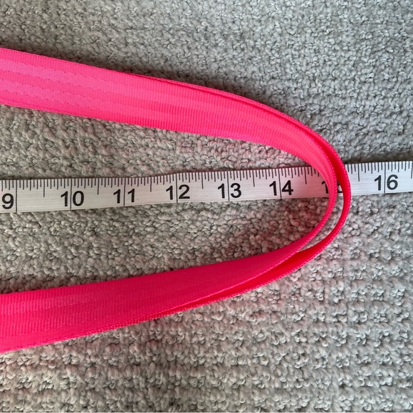 NWT Esby Foldover Crossbody Fluorescent Pink Clutch Seat Belt Bag Racing Cars - Picture 11 of 12